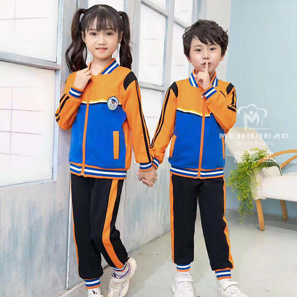 冬季運動(dòng)款園服1830